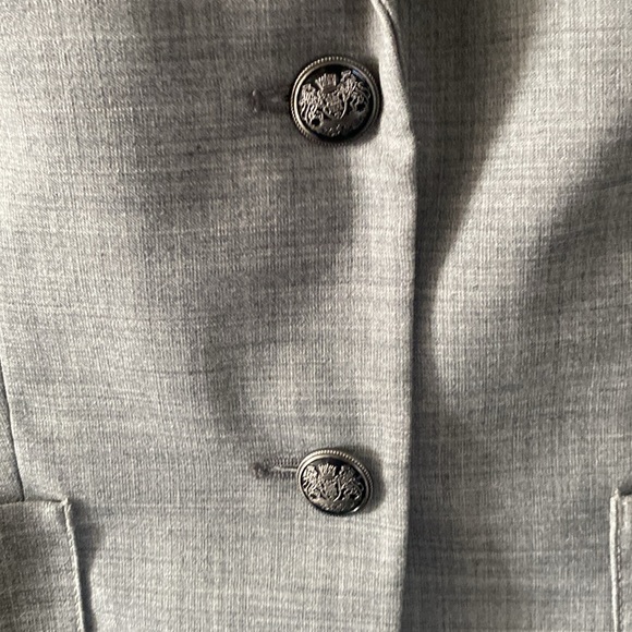 Talula (Aritzia) Blazer. Size 6. Excellent condition. - Picture 3 of 4